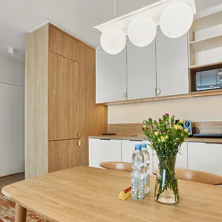 아파트 Bel Mare Apartament Z Parkingiem 미엥지즈드로예