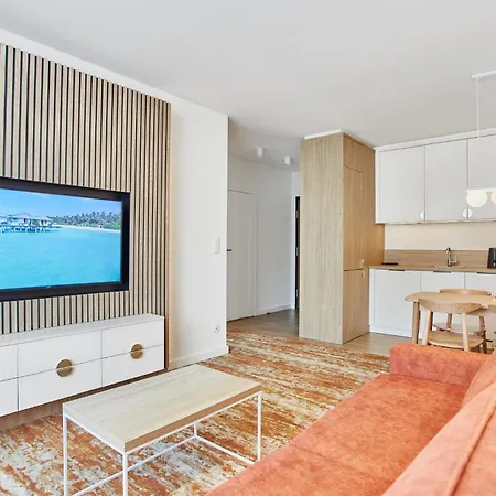 Bel Mare Apartament Z Parkingiem * 미엥지즈드로예